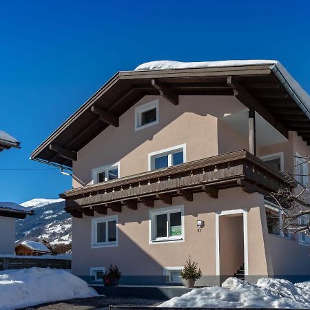Modern Apartment Near Ski Area In M Hlbach Dorf  Exteriör bild