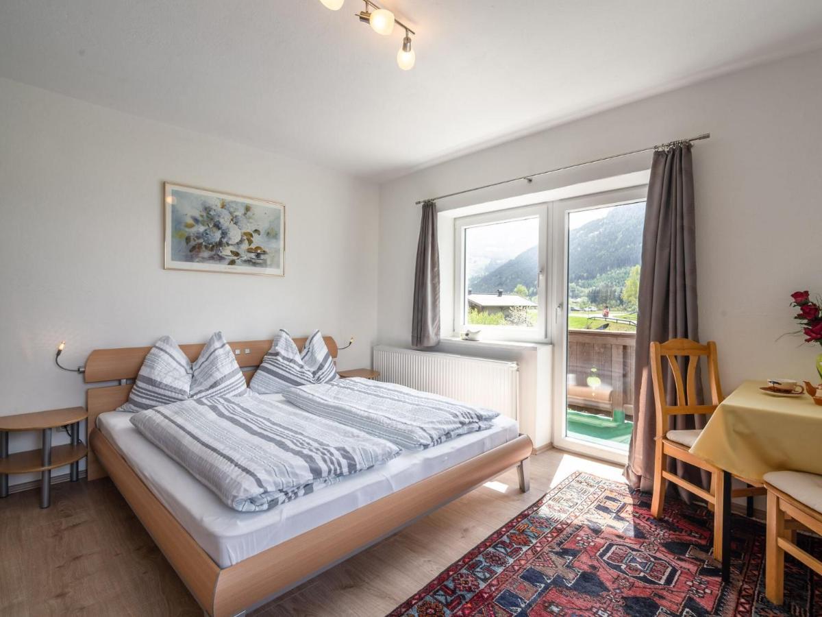 Modern Apartment Near Ski Area In M Hlbach Dorf  Exteriör bild