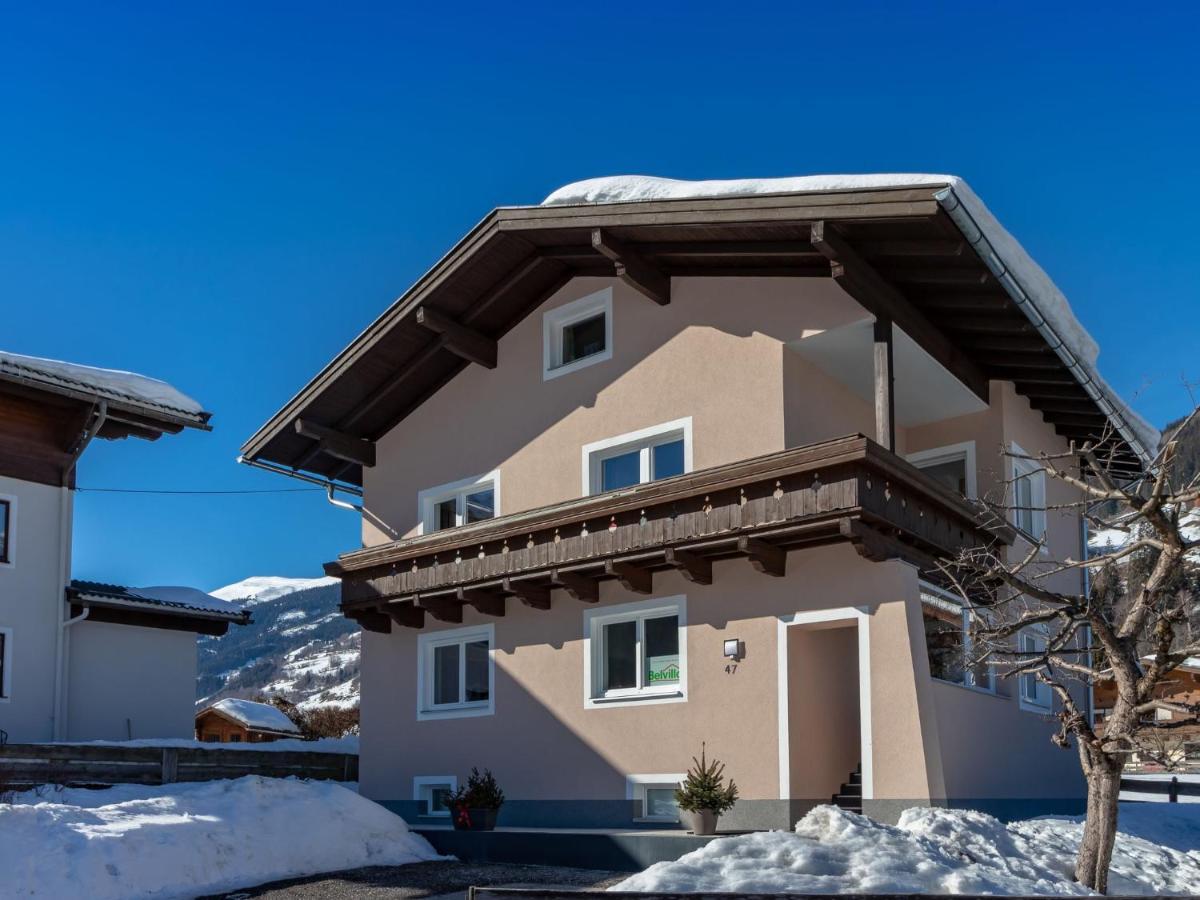 Modern Apartment Near Ski Area In M Hlbach Dorf  Exteriör bild